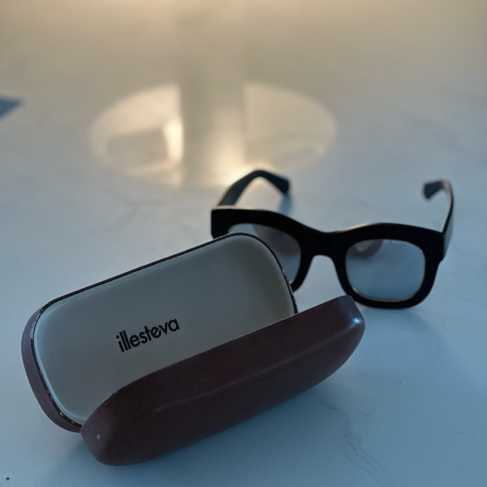 ILLESTEVA Hamilton black matte sunglasses with silver mirror lenses - Picture 8 of 8